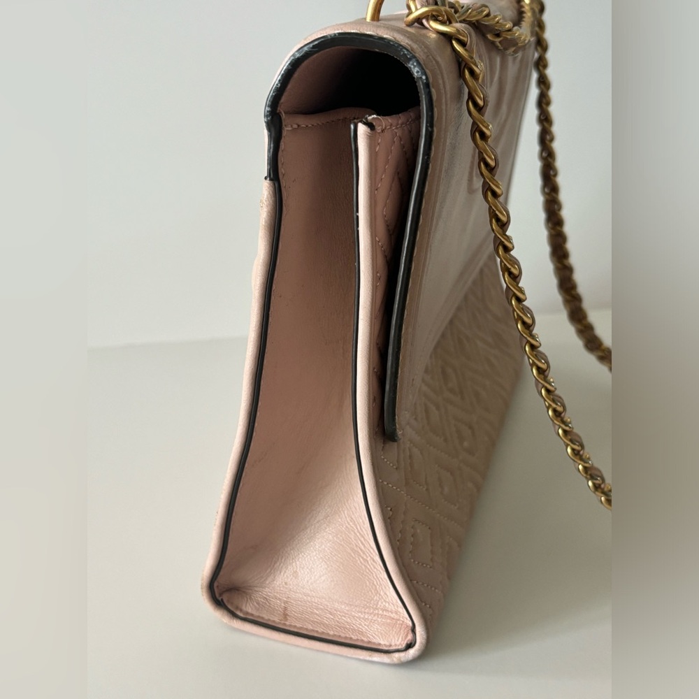 TORY BURCH Fleming Shell Pink Leather Convertible Shoulder Bag $498+ - Picture 8 of 12